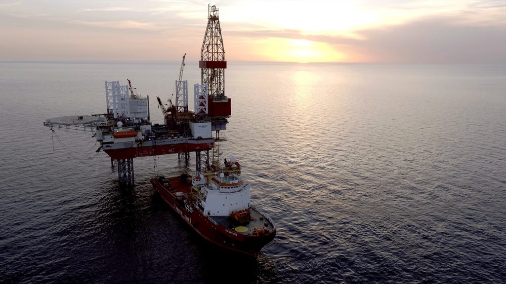 natural gas drilling platform in black sea